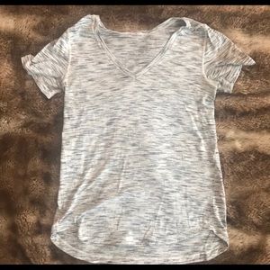 Lululemon t shirt